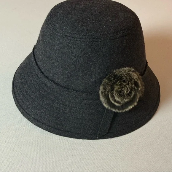 Magid Hats Wool Cloche Hat Gray Faux Fur Flower Vintage Style Winter - Picture 8 of 8